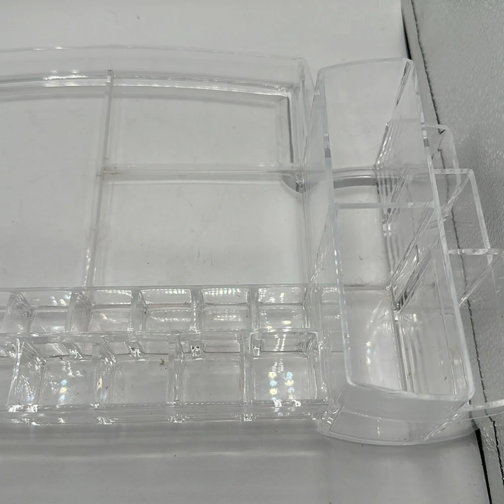 N/A clear acrylic